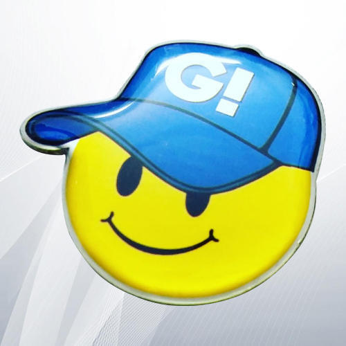 डिजिटल प्रिंटेड ब्रास बैज और मोटाई 1 मिमी और आकार 3 इंच x1 इंच