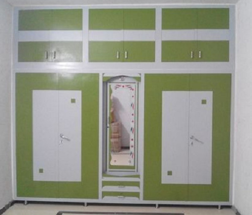 घर या कार्यालय के लिए सफेद और हरे रंग की स्टेनलेस स्टील अलमारी