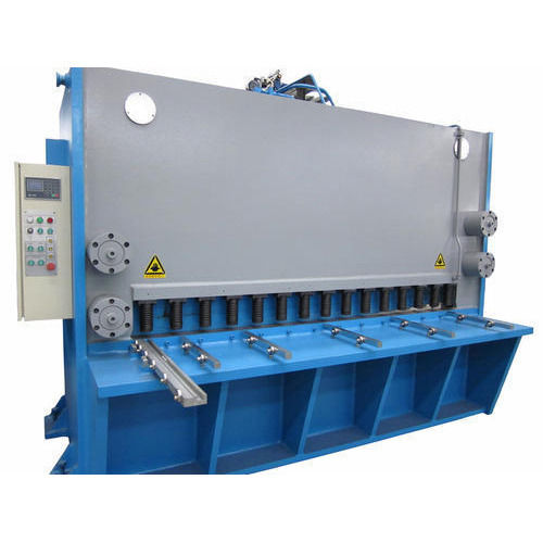 Semi-Automatic Shearing Machine Used In The Cutting Alloys And Metal Sheet Application: Agriculture