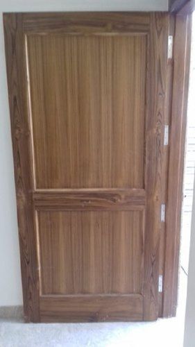 32 Mm Thickness Wooden Door For Residential Uses With Anti Termite Properties
