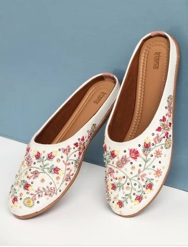 Women Slip On Shoes For Daily And Casual Wear