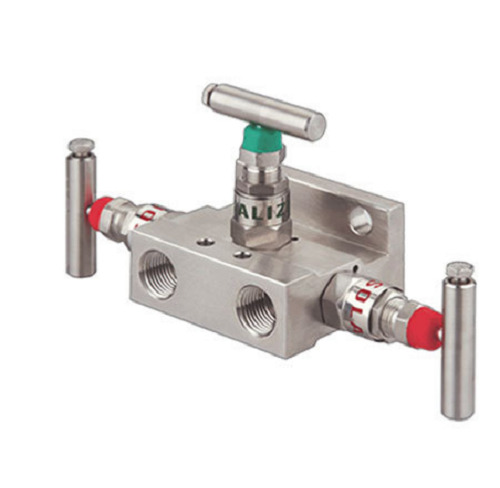 एल्युमिनियम कास्टिंग गेज और स्विच थ्री वाल्व मैनिफोल्ड