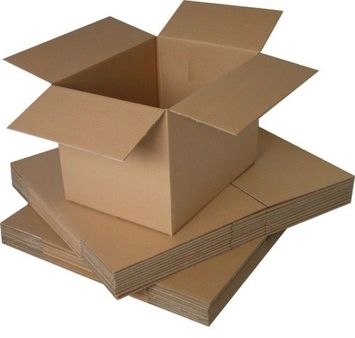 पैकेजिंग और शिपिंग के लिए प्लेन क्राफ्ट पेपर नालीदार बक्से