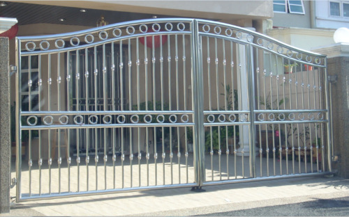 Blue Stainless Steel Gate For Main Entrance With 6 8 Feet Height And 