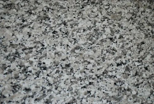 Crack Resistance Rectangular Luna Pearl Polished Granite Slab (20 mm)