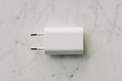 Plain White Plastic Body Two Pin Amp Adapter