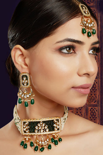 Attractive Look Kundan Earring With Fine Finishing