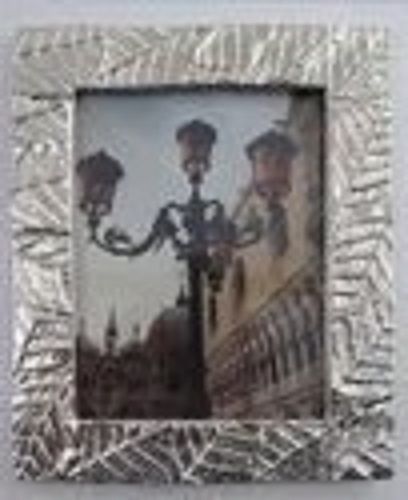 Wall Mounted Silver Plated Aluminium Photo Frame