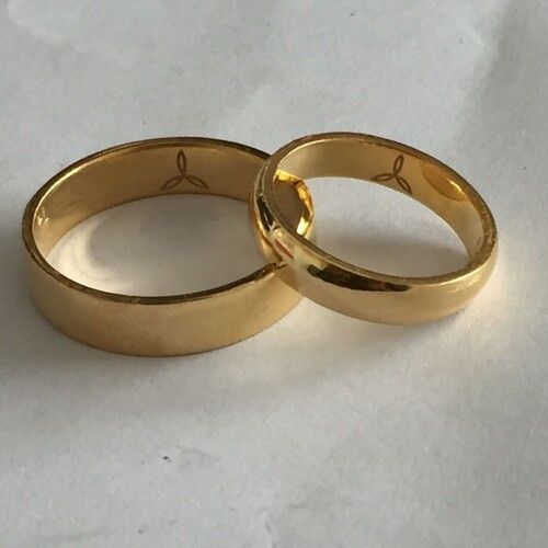 Long Lasting Shine Gold Plated Couple Ring Set For Daily Wear Use