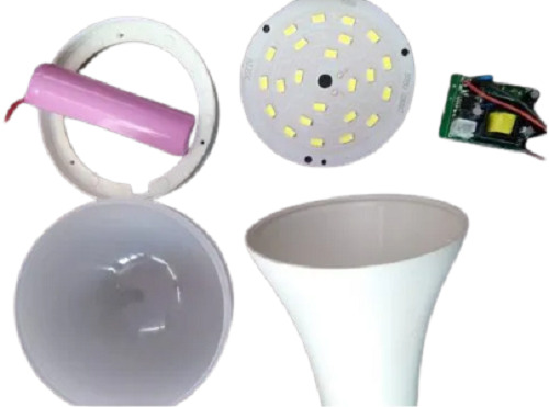 6 वाट और 24 वोल्ट उच्च गुणवत्ता वाला पॉलीविनाइल क्लोराइड पीवीसी एलईडी बल्ब कच्चा माल