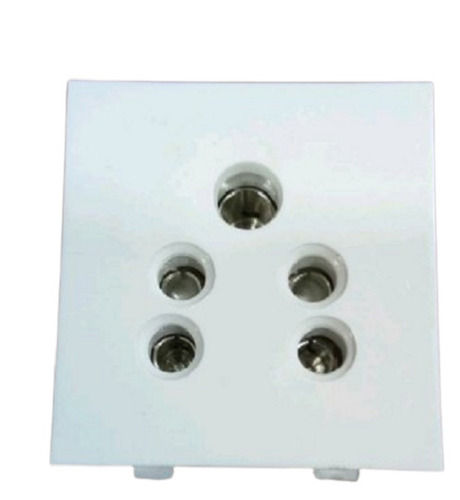 240 V 2 Ohm Contact Resistance Plastic Out Let Plug Wall Mounted Electrical Sockets