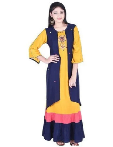 Stainless Steel Breathable Plain Casual Wear And Traditional Rayon Kurtis For Ladies