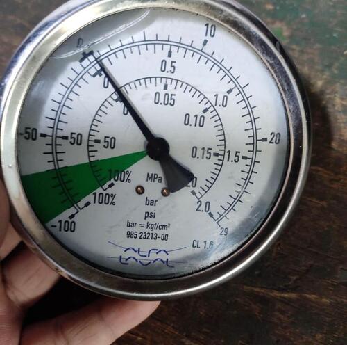 Stainless Steel And Glass Round Shape Air Pressure Gauge