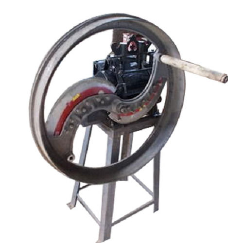 300 Kg Capacity Cast Iron Hand Driven Chaff Cutter Machine