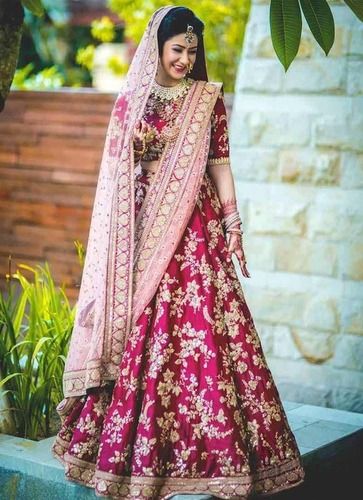 Peach Lehenga with heavy hand work dupatta | Wedding lehenga designs,  Indian gowns dresses, Indian wedding outfits