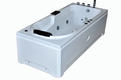 White 1350X1350X720Mm Polished Finish Pvc Plastic Jacuzzi Pool