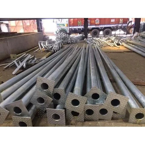 Galvanized Iron Swaged Pole With 15 Meter Length And 2-3 mm Thickness