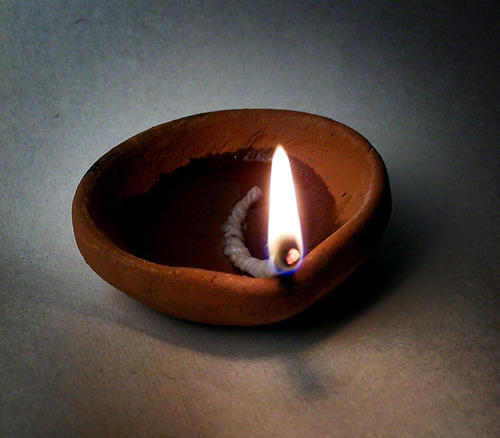 Handmade Natural Clay Oil Lamps (Diya) for Deepawali, Festivals And Pooja