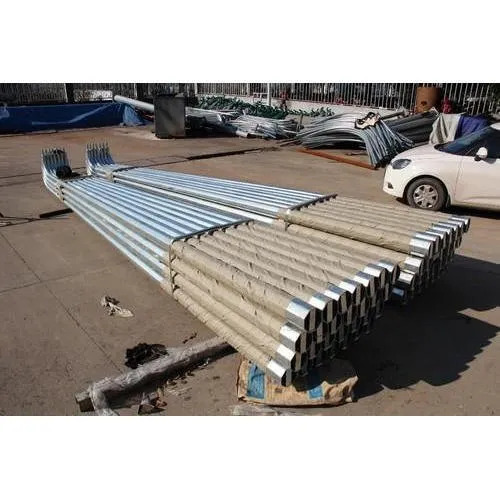 Mild Steel Octagonal Pole For Highway Lighting With 6 Meter Length And Single Arm