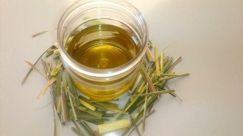 100% Pure Natural Lemongrass Oil With 1 Kg Packaging Size And 6 Months Shelf Life