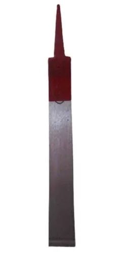 Rectangular Pointed Tool Mild Steel Heavy Chisel For Sharpening And Shaping Use Length: 12 Inch Inch (In)