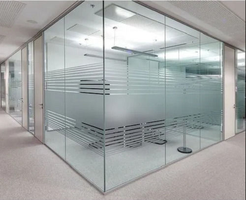 Plain 8 Feet Height Transparent And Frame Less Glass Partition