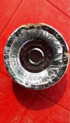 इवेंट और पार्टी के उपयोग के लिए गोल आकार की सिल्वर पेपर प्लेट