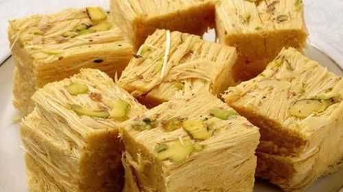 Delicious Soft Soan Papdi For Gifting, Packaging Size 1 - 2 Kg Application: Hospital