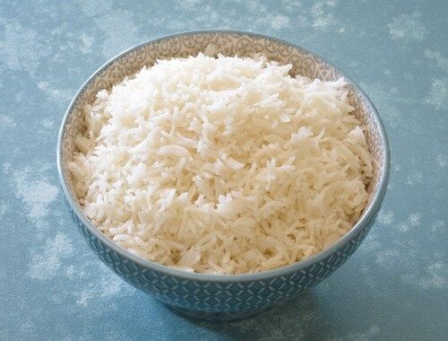 Soft Texture Medium Grain White Basmati Rice 25 Kg Pp Bag Packing