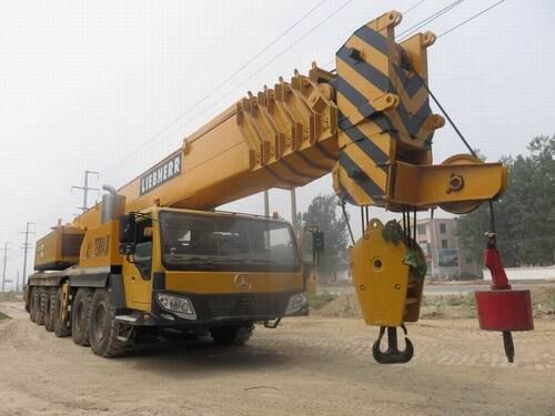 White Liebherr 250T Ltm 1250-6.1 Terrain Mobile Crane