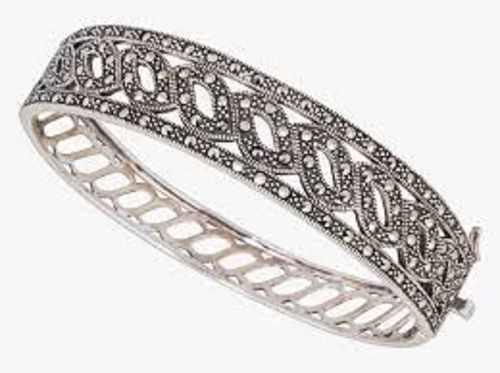 Frp Women'S Silver Fashion Featured Party Occassion Wear Bangle