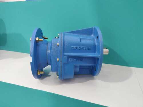 11 KW Hollow And Solid Vertical Helical Gearbox With Side Rail