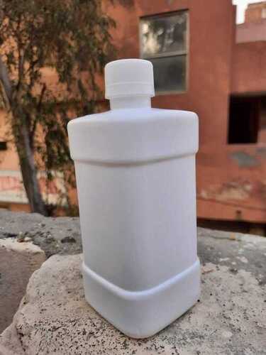 Light Weight 100 ml to 2 L Capacity Pesticides HDPE Bottle with Screw Cap