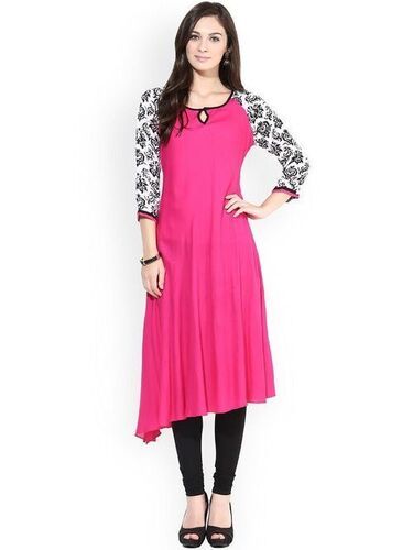 Multi Color Casual Wear 3/4Th Sleeves Ladies Cotton Kurti