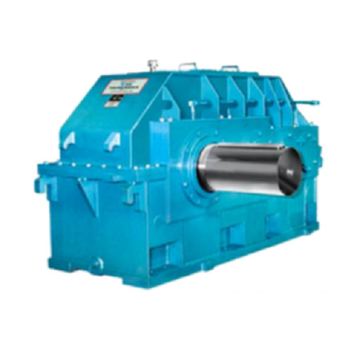 व्हाइट 220 वोल्ट और 5.5 Kw इंडस्ट्रीज हेलिकल गियर बॉक्स