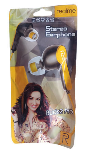 Light Weight High Base Mic Easy To Carry Realme Wired Earphones