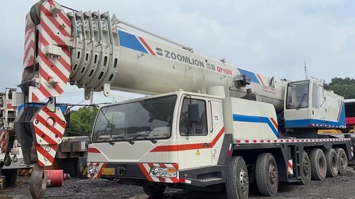Mix Color Zoomlion Qy150V 150 Ton Capacity Truck Hydraulic Crane