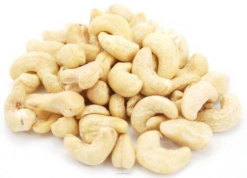 Off White Cashew Nuts Use In Food Snacks And Sweets, High In Colories