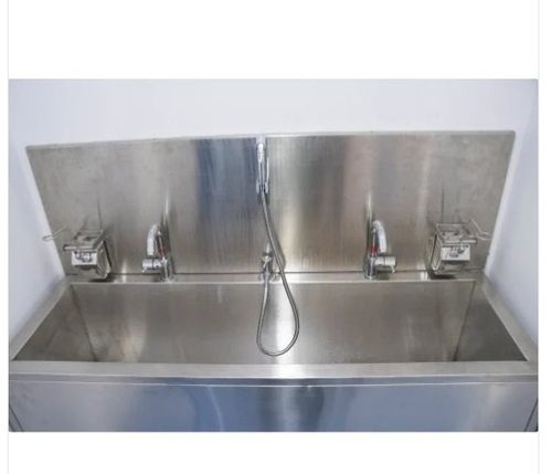 106X30X70 Inches 50 Kilogram Strong Stainless Steel Scrub Sink Application: Hospital