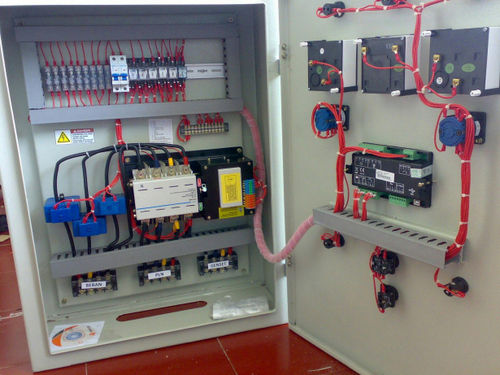 Black Automatic Mains Failure (Amf) Control Panels For Industrial Uses