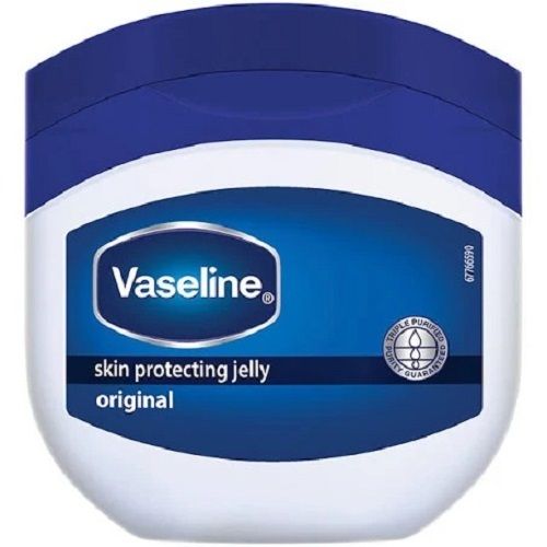 Smooth And Soft Moisturizing Petroleum Jelly For All Skin Types