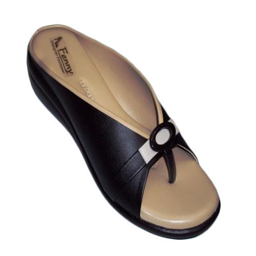 Ladies Fancy Designer Sandals, Lightweight And Comfortable