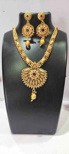 Wedding Wear Traditional Ladies Golden Plated Artificial Necklace Set With Earring