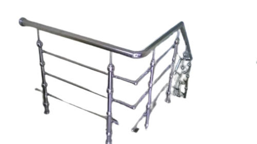 Modern Welded Rod Shaped Galvanized Surface Stainless Steel Railing For Commercial Use Height: 3 Foot (Ft)