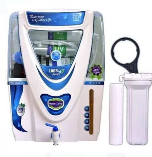 15 Liters Storage 70 Watt 220 Voltage Wall Mounted Plastic Body Uf Water Purifier Dimension(L*W*H): 35 X 30 X 48  Centimeter (Cm)