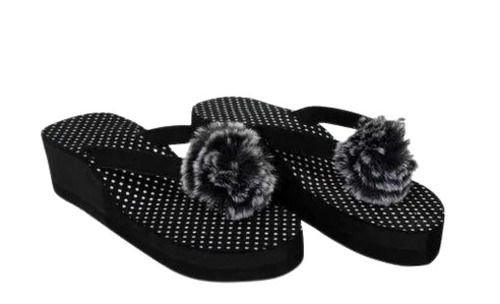 Black Comfortable And Light Weight Slip On Pu Rubber Fancy Slippers For Ladies