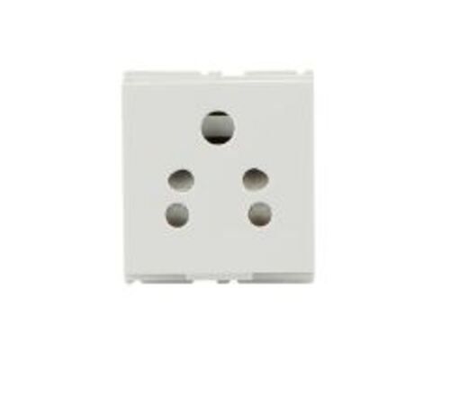 Polycarbonate Body And 220 Volt Ip55 Protection Based 5 Pin Socket