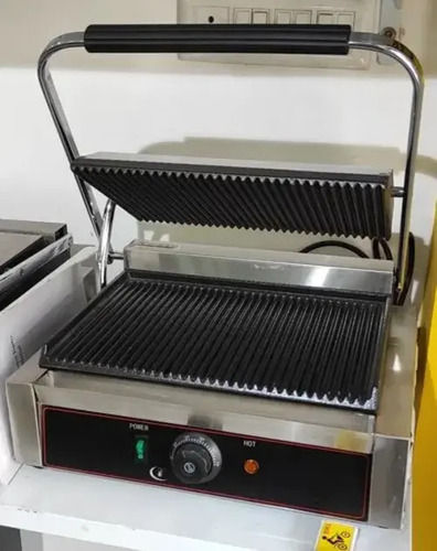 Stainless Steel Single Sandwich Griller For Hotel And Restaurant Standard: Normal