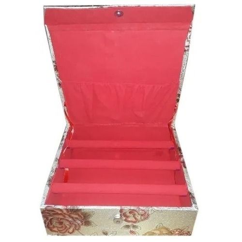 25x25x14 Cm Wooden And Velvet Fabric Shiny Finish Bangle Boxes 