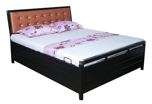 Termite Resistant Brown Finish Wooden Diwan Bed Set Fo Home